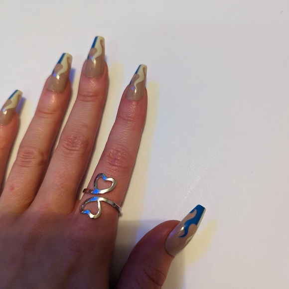 Heart open adjustable ring - Picture 3 of 13